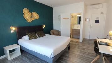 Desk, blackout curtains, iron/ironing board, free WiFi