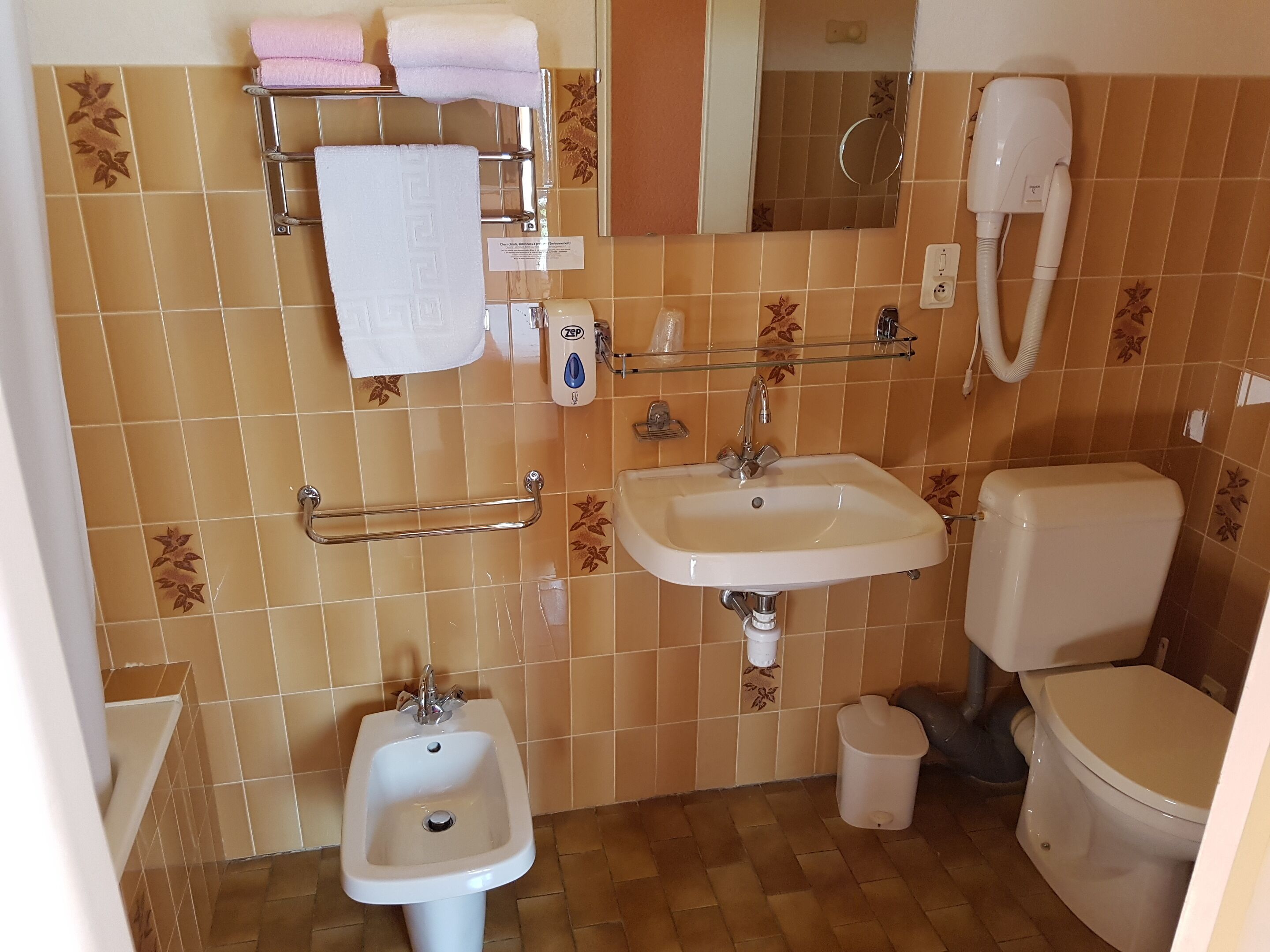 superior double room | bathroom | spring water bathtub, free toiletries, hair dryer, towels