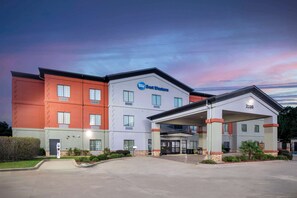 Exterior - Best Western Carthage Inn & Suites (Carthage)
