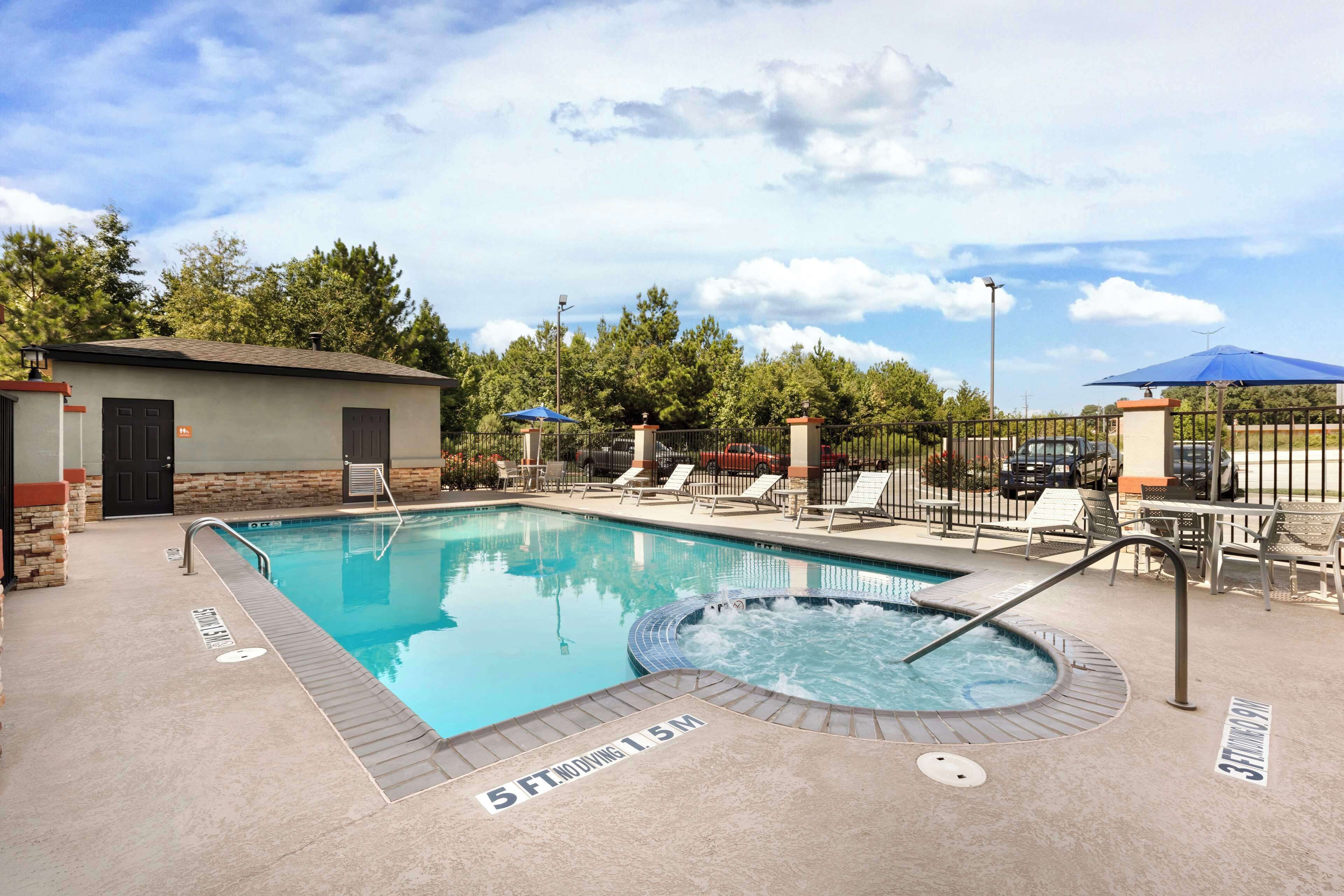 Seasonal outdoor pool