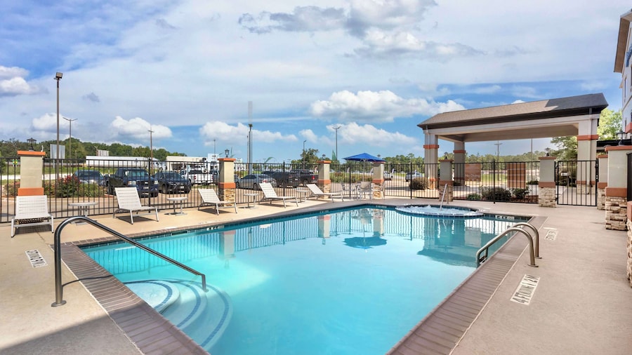 Best Western Carthage Inn & Suites