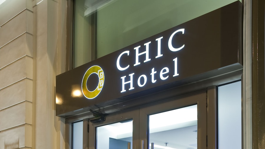 Chic Hotel