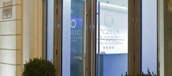 Chic Hotel