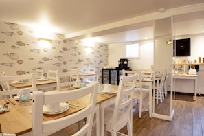 Daily buffet breakfast (EUR 12 per person)