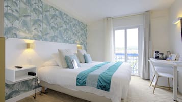 Habitación Confort doble | Ropa de cama de alta calidad, colchones viscoelásticos, minibar