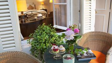 Chambre Confort Double ou avec lits jumeaux | Terrasse/Patio