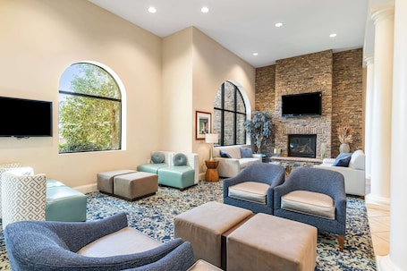 Hall. Best Western Plus Westgate Inn & Suites