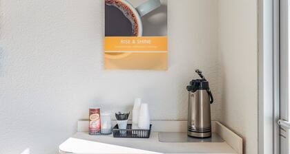 Motel 6 Beaverton, OR