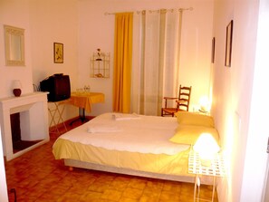 Chambre Double Supérieure, côté jardin | Wi-Fi gratuit