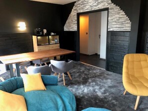 Apartamento, 2 habitaciones, sauna | Escritorio, wifi gratis, ropa de cama