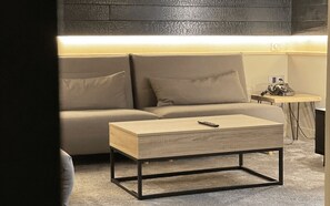 Suite | Living area
