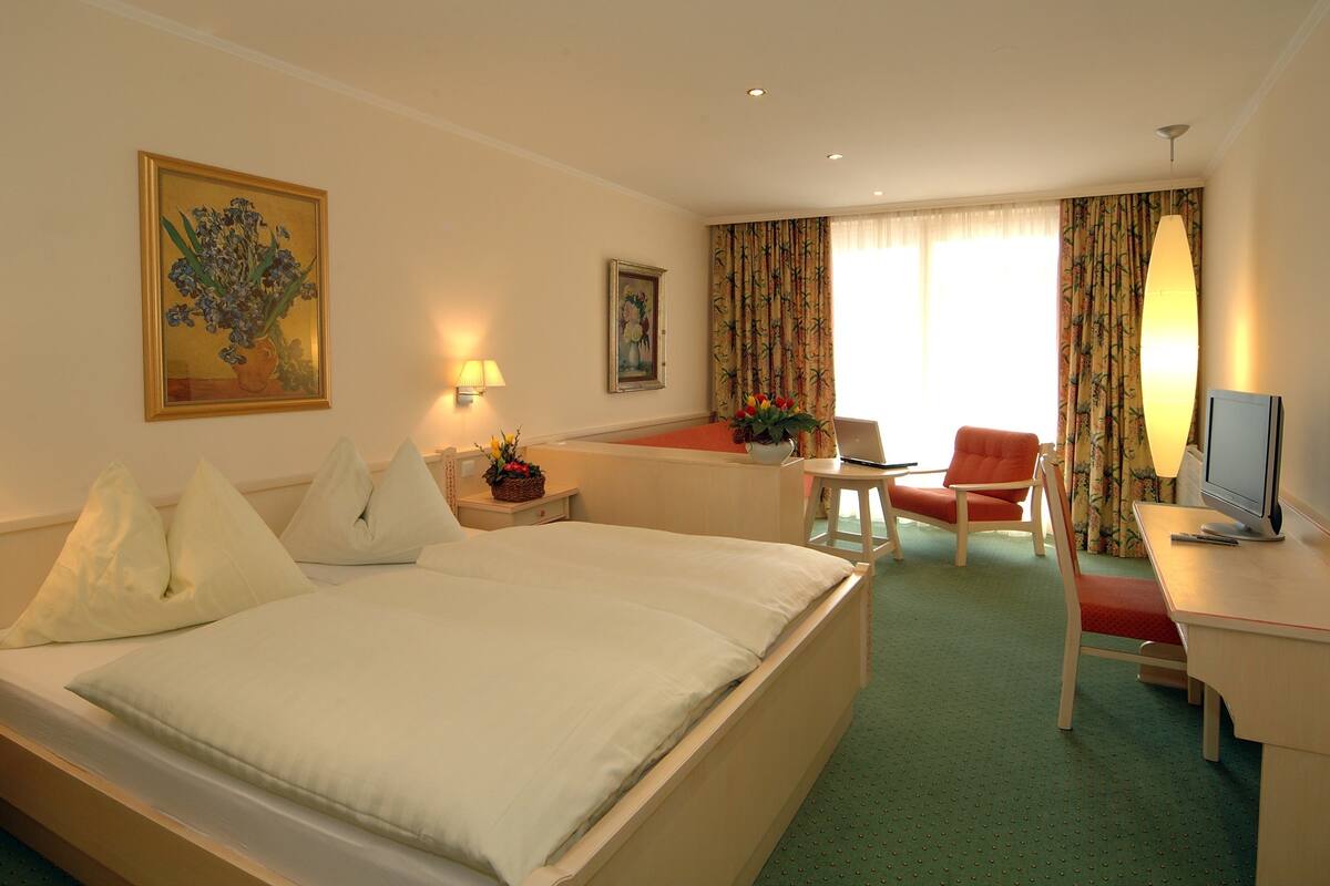 Superior Double Room | Individually furnished, desk, blackout curtains, free cots/infant beds