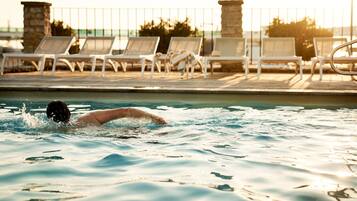 Outdoor pool, pool loungers