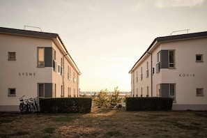Desk, free cribs/infant beds, free WiFi, bed sheets - Quality Hotel Visby (Visby)