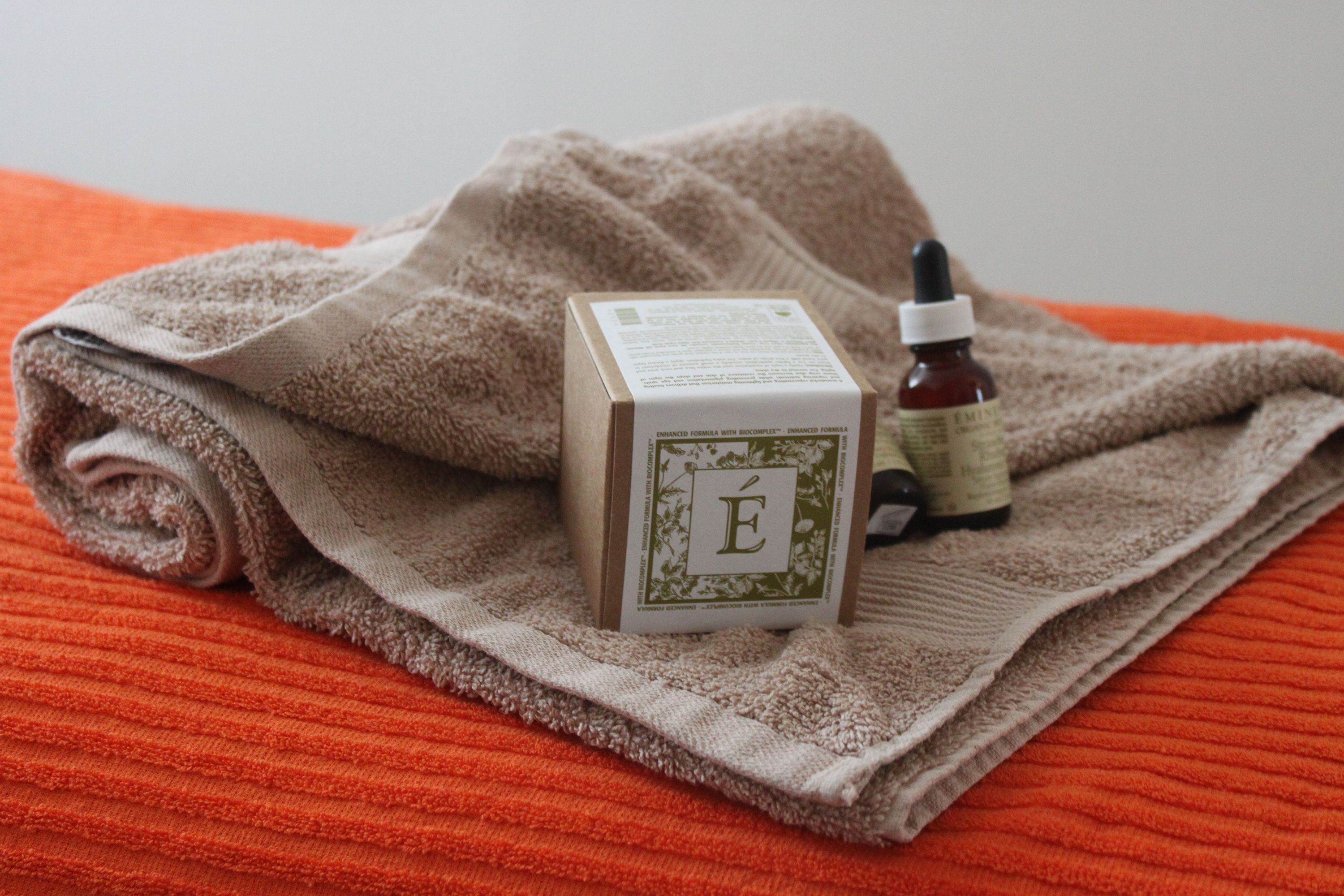 body treatments, swedish massages, facials, 1 treatment room, massages