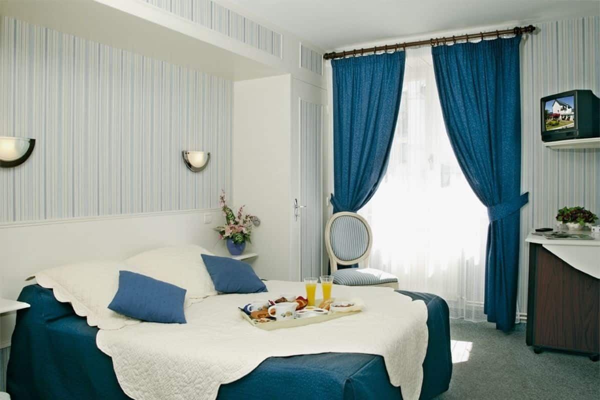 Double Room | Desk, blackout drapes, iron/ironing board (on request)