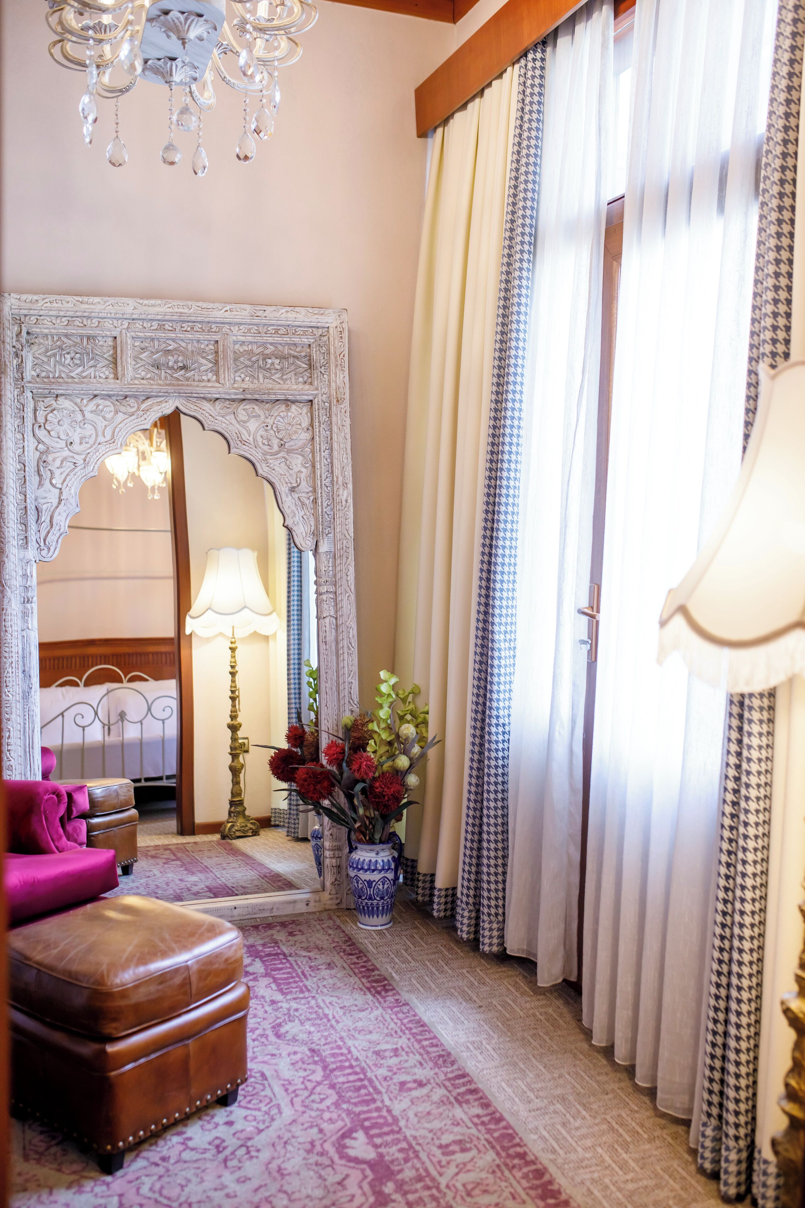 Panoramic Suite | Premium bedding, in-room safe, laptop workspace, blackout drapes