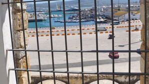الإطلالة من المنشأة