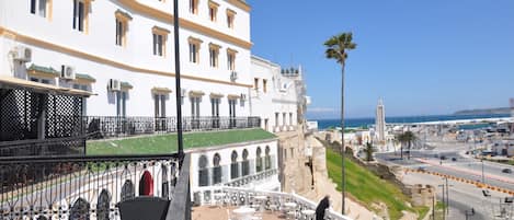 숙박 시설의 전망