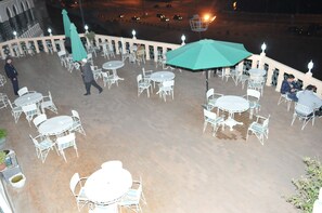 Outdoor dining - Continental (Tangier)
