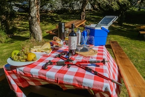 Grill-/Picknickplatz