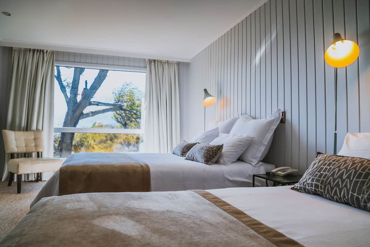 standard double room, 1 queen bed | in-room safe, free cots/infant beds