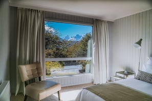 Standaard tweepersoonskamer, 1 queensize bed | Een kluis op de kamer, gratis babybedden