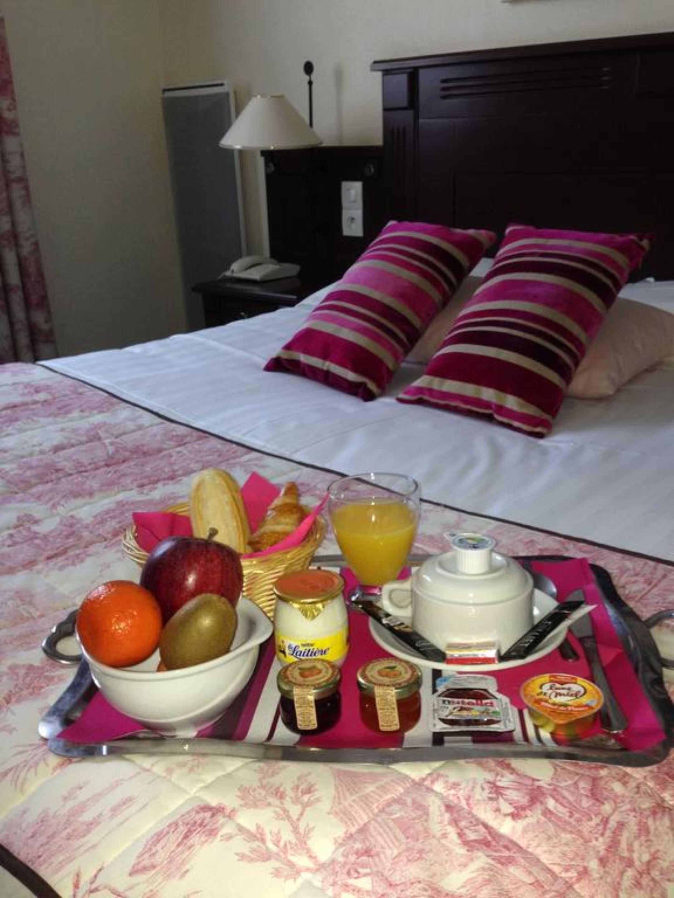 daily buffet breakfast (eur 12 per person)