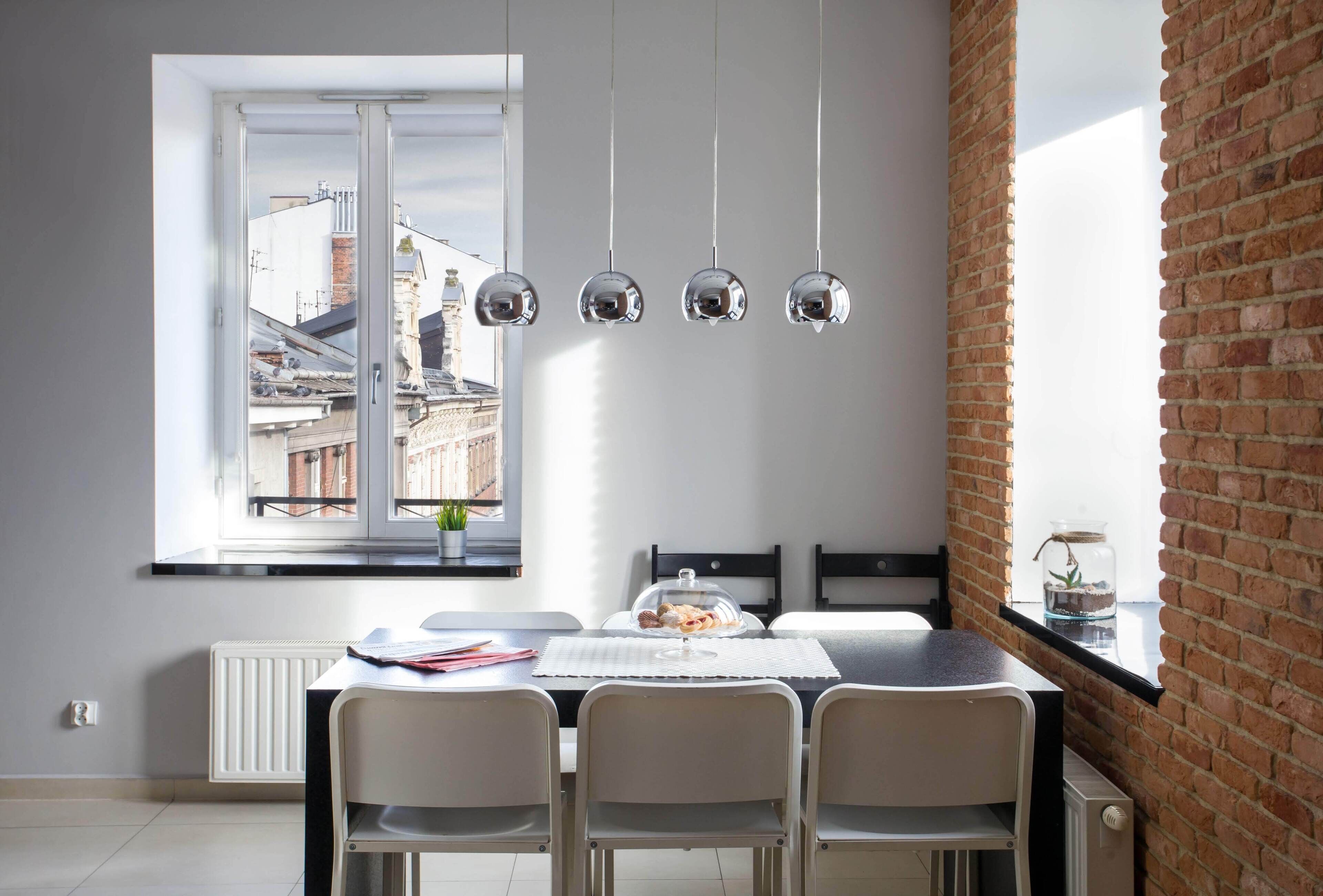 Penthouse, 2 Bedrooms, 2 Bathrooms (for 8 people, Biskupia Street) | Dining room