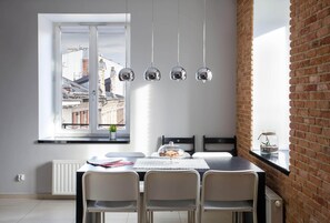 Penthouse, 2 Bedrooms, 2 Bathrooms (for 8 people, Biskupia Street) | Dining room - Yourplace Biskupia Aparthotel (Kraków)