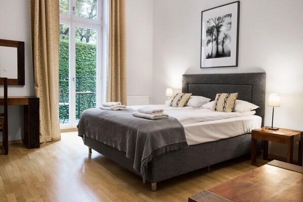 Deluxe Apartment, Balcony (for 4 people, Biskupia Street)