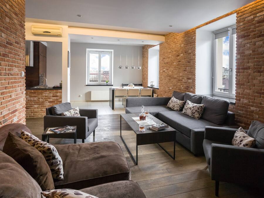 Penthouse, 2 Bedrooms, 2 Bathrooms (for 8 people, Biskupia Street) | Living area