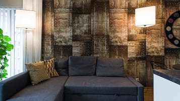 Deluxe Apartment, 2 Bedrooms, Balcony (for 6 people, Łobzowska Street) | Private kitchen | Full-size fridge, microwave, stovetop, coffee/tea maker