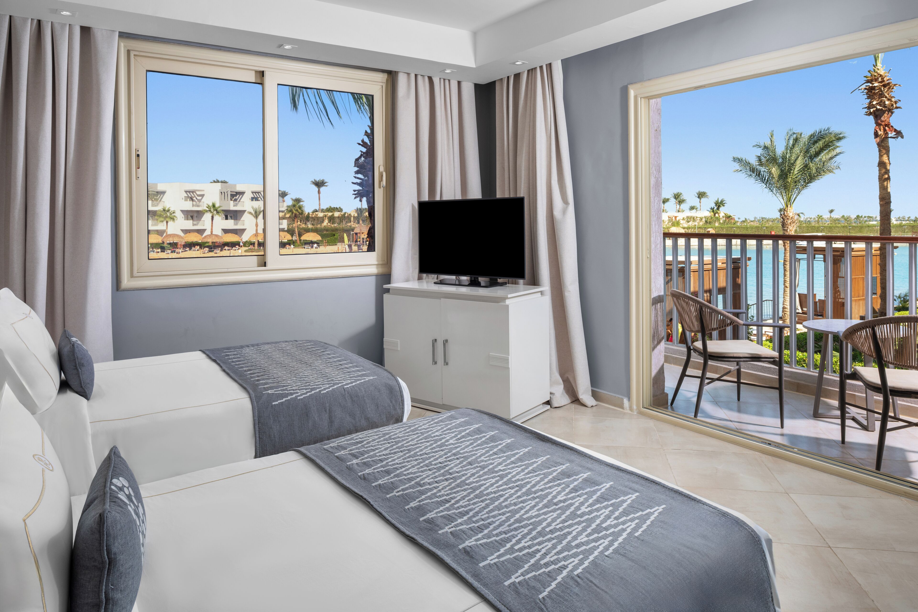 Jacuzzi Suite, Sea view (Posh Club)