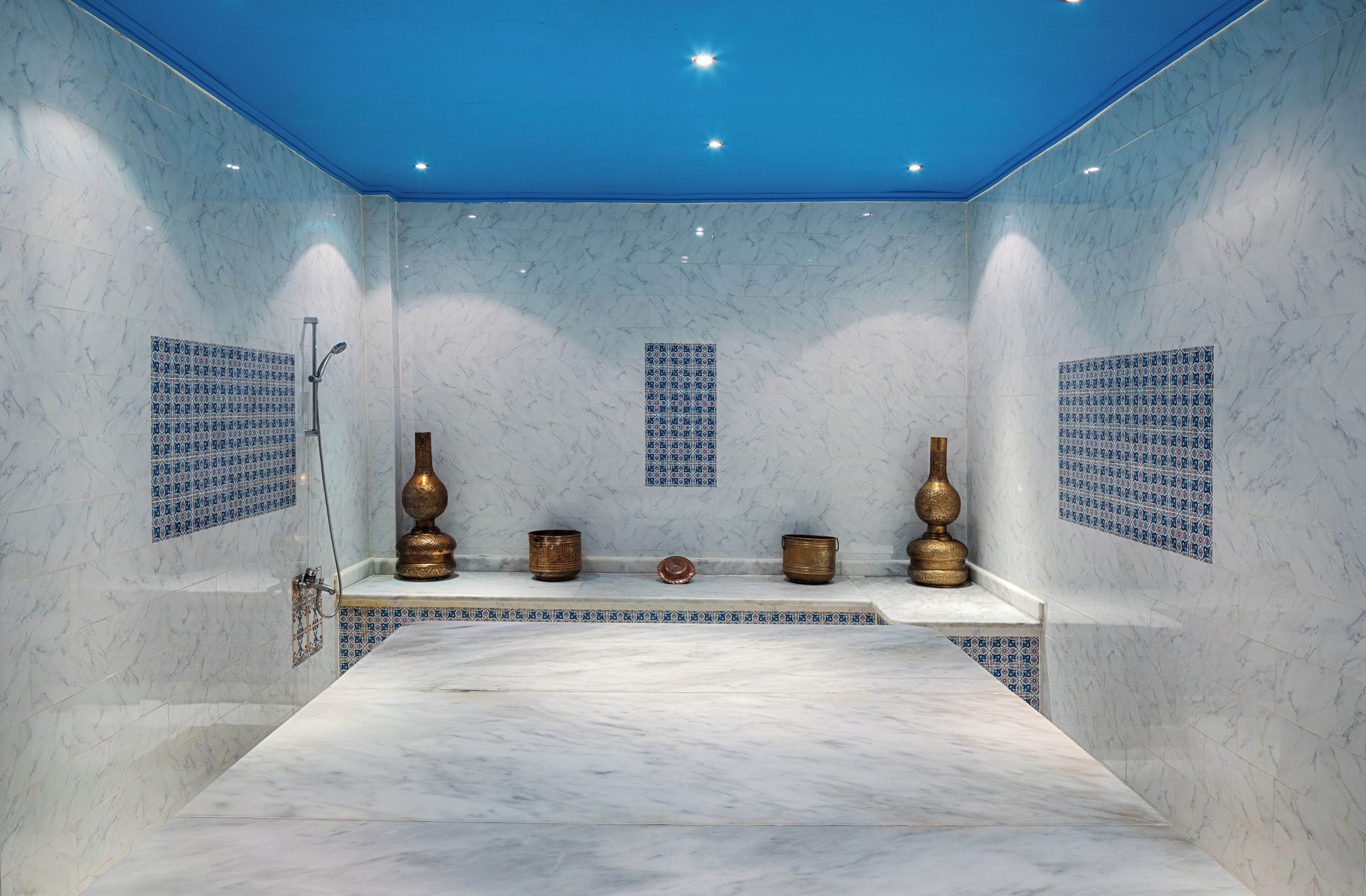 カップル用トリートメントルーム、サウナ、トルコ風呂 / ハマム、ボディ トリートメント、ボディスクラブ、フェイシャル トリートメント