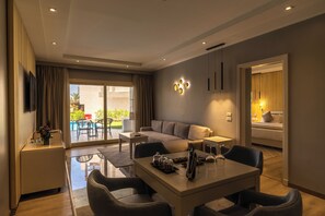 Royal Suite, Sea View (Posh Club)