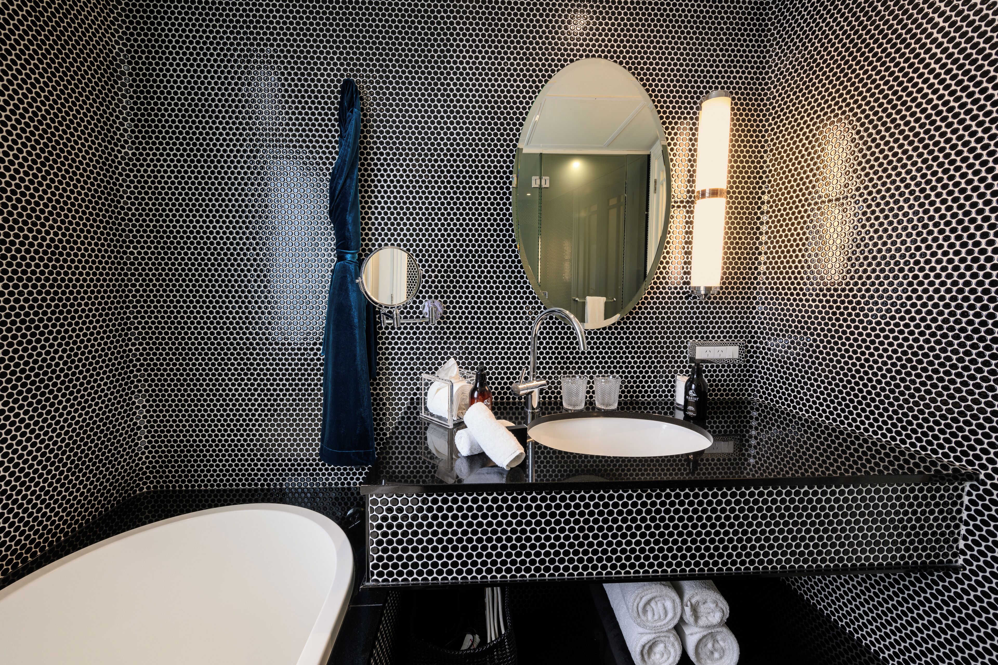classic room | bathroom | eco-friendly toiletries, hair dryer, bathrobes, slippers
