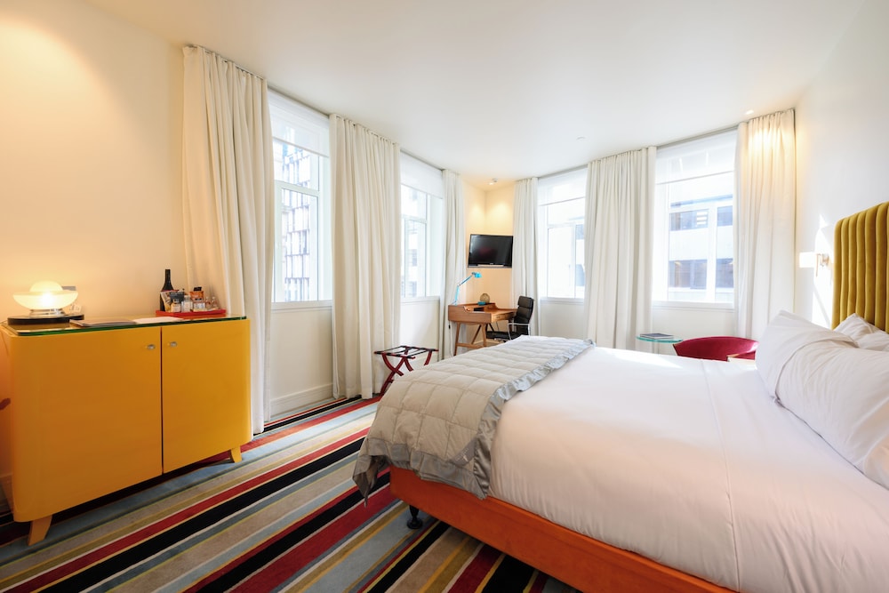 Hotel DeBrett by null