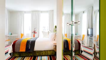 1 bedroom, premium bedding, down comforters, pillowtop beds