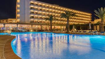 Kolam renang terbuka, kerusi lepak pantai