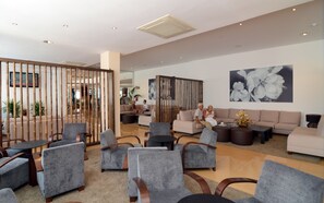 Interior detail - Hotel Caribe Ibiza (Santa Eulalia del Rio)