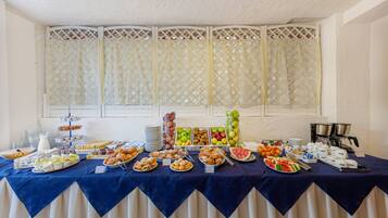 Colazione continentale inclusa, servita tutte le mattine