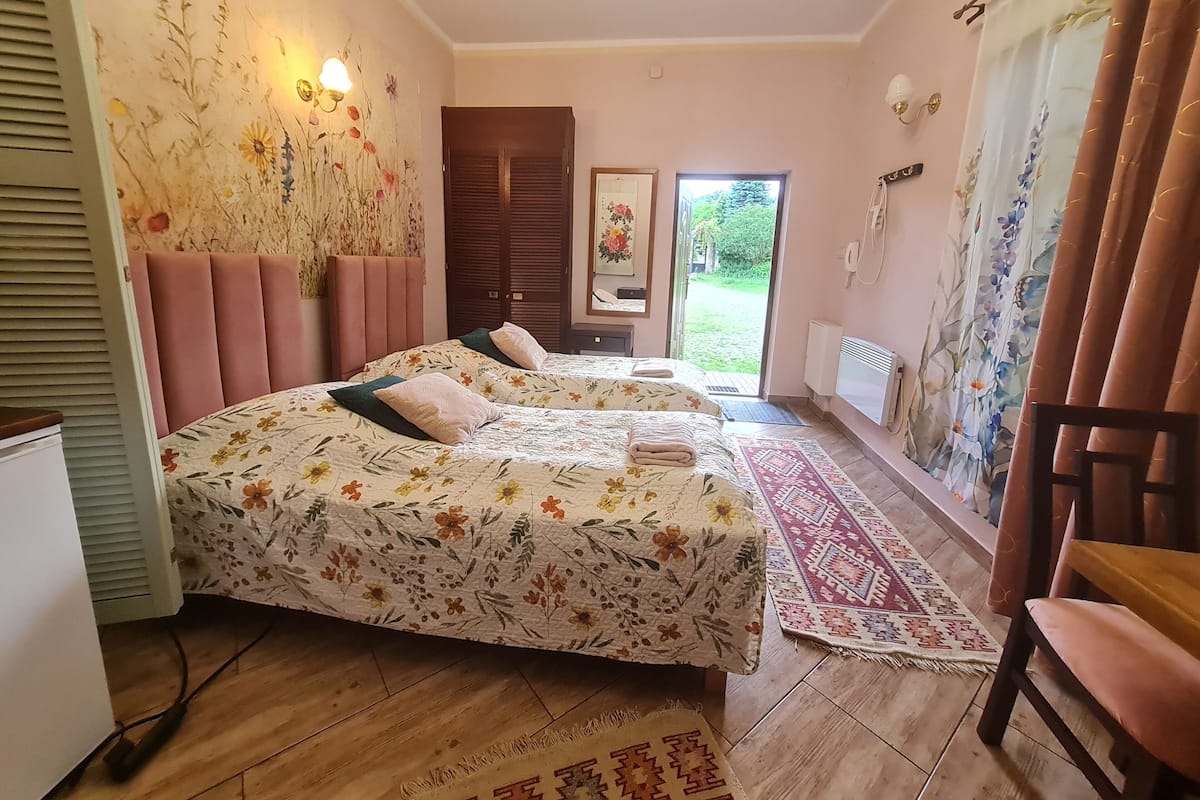 Pavilion Double Room with private bathroom