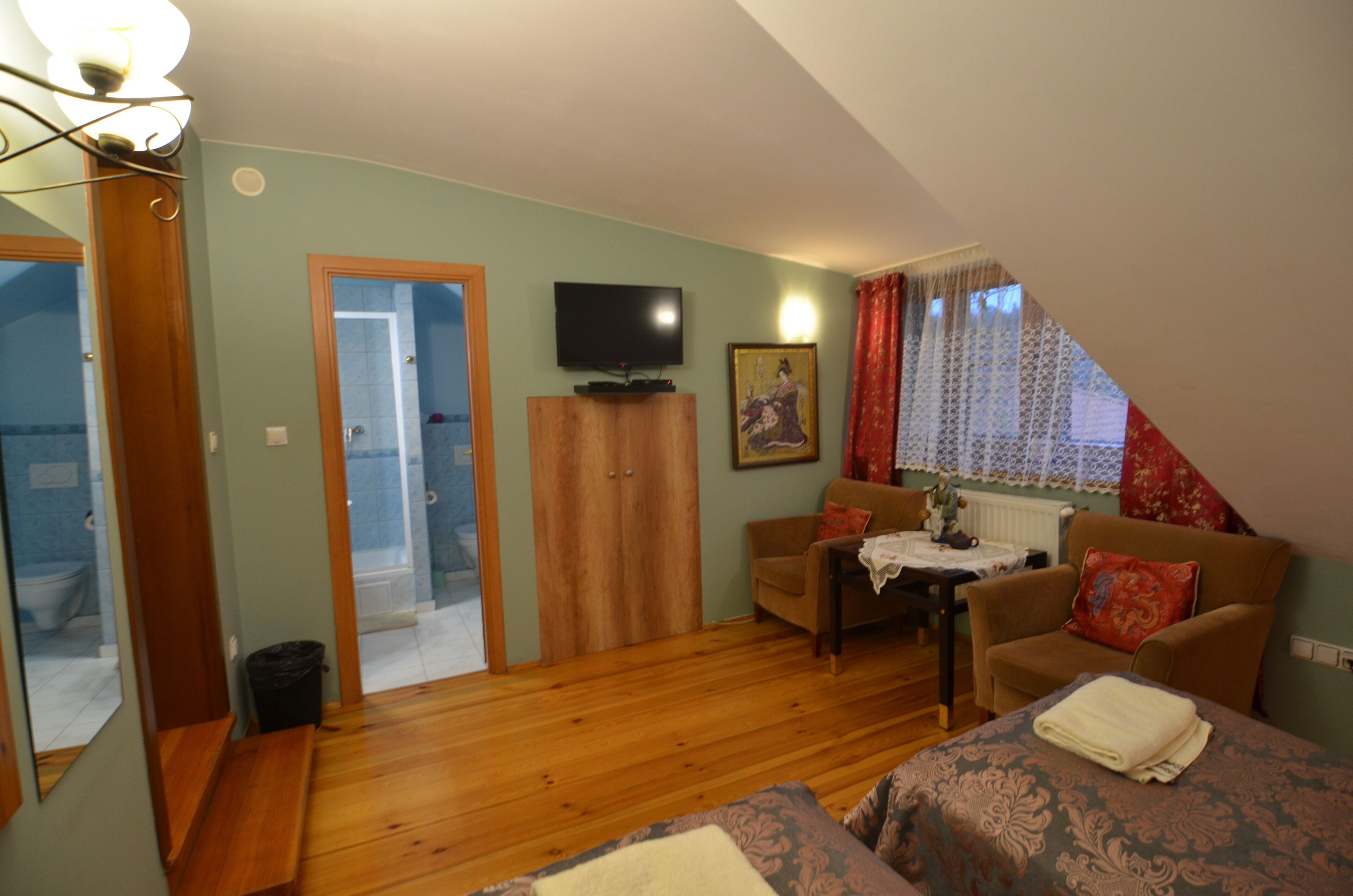 Single Room | Iron/ironing board, free WiFi, bed sheets