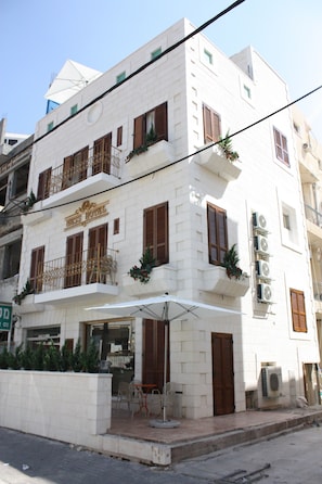 Front of property - Ness Hotel (Tel Aviv)