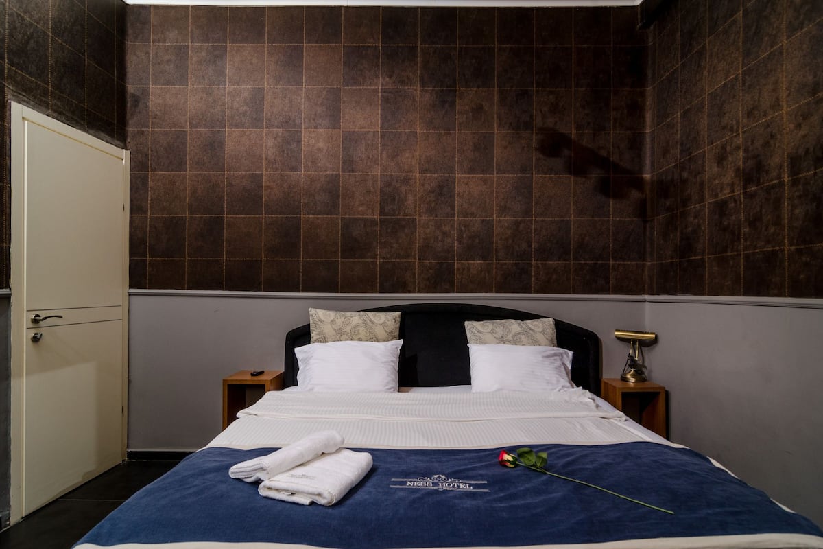 Chambre Double Ville | 1 chambre, coffres-forts dans les chambres, bureau