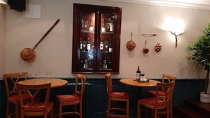 Breakfast, lunch and dinner served  - Rafter'S Gastropub (Kilkenny)