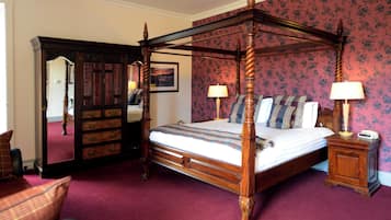 4 Poster Double Room with Loch View | Egyptian cotton sheets, premium bedding, pillowtop beds