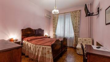 Family Room | Living area | TV