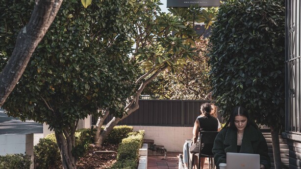 A building named AVOCA in Randwick with a website address. - Avoca Randwick by Sydney Lodges (Randwick)